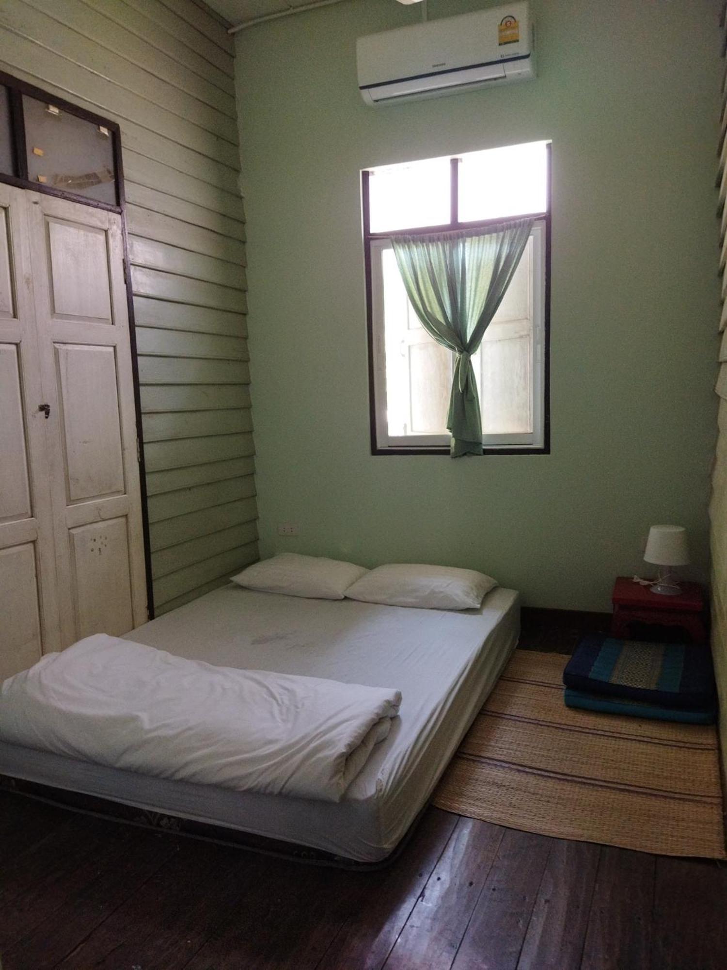 Baan Bua pensión Chiang Rai Exterior foto
