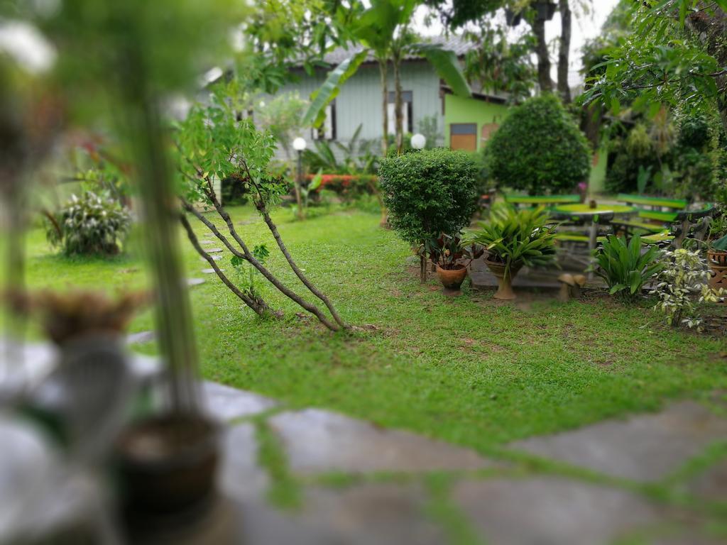 Baan Bua pensión Chiang Rai Exterior foto